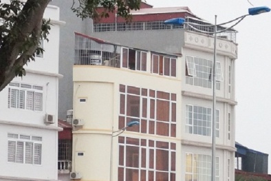 Lạ kỳ nhà 'siêu mỏng, siêu méo' vẫn 'mọc' giữa lòng Thủ đô