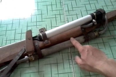 Nghi bị 'yểm bùa', người đàn ông bị bắn nhiều phát vào cổ và ngực