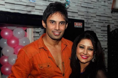 ‘Cô dâu 8 tuổi’ đã mang thai với bạn trai trước khi tự vẫn?