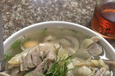 'Bát phở gà giá 300.000 đồng là quá hợp lý!'