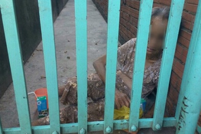 Con gái bạo hành mẹ già 70 tuổi dã man: ‘Tại mẹ ngu nên phải dạy’
