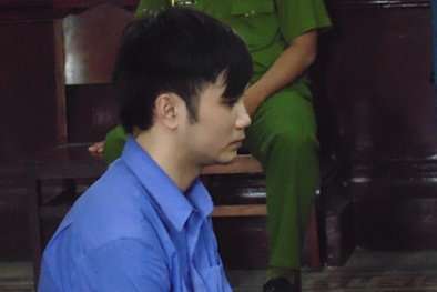 Gương mặt nặng nề của thanh niên siết cổ người yêu lấy tiền tiêu xài