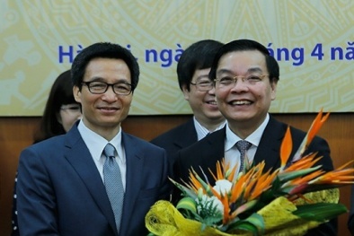 Bàn giao công tác và chúc mừng Bộ trưởng Bộ Khoa học và Công nghệ Chu Ngọc Anh