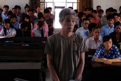 Nghi vợ ngoại tình, ông lão giết vợ rồi tự sát