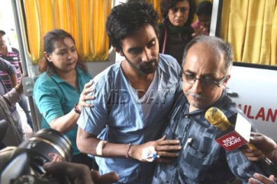 Vụ ‘Cô dâu 8 tuổi’ tự tử: Bạn trai thừa nhận qua đêm với gái lạ