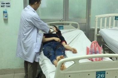 Nữ quái cứa cổ nữ nhân viên cửa hàng ba lô cướp tiền