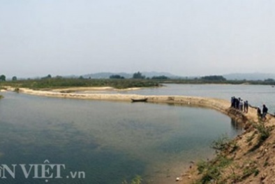 Tin tức thời sự 24h ngày 20/4: Ai tạo ra hố nước 'tử thần' đoạt mạng 9 học sinh?