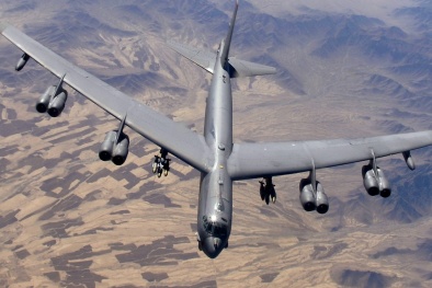 Pháo đài B-52 của Mỹ và sứ mệnh 'đập tan' IS