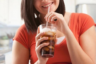 Những điều tuyệt đối cấm kỵ khi uống nước ngọt có ga