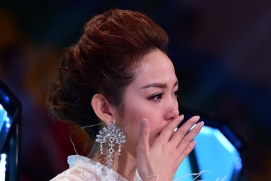 Showbiz Việt ngày càng bon chen, giả dối