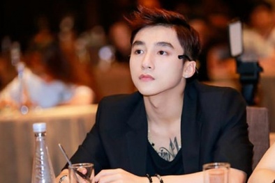 Sơn Tùng M-TP bất ngờ sút cân, lộ hình xăm tại sự kiện