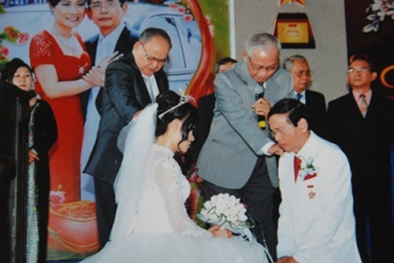 Lão đại gia Lê Ân kể chuyện cưới vợ trẻ, cho con tiền tỷ kinh doanh vàng