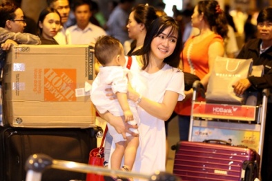 Ngỡ ngàng khi Vy Oanh và con trai bất ngờ xuất hiện sau 2 năm ‘mất tích’