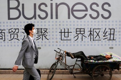 Trung Quốc nợ 'ngập đầu'