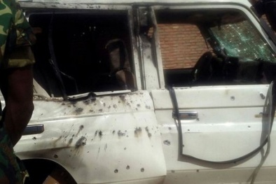 Đưa con đi học, tướng quân bị bắn chết