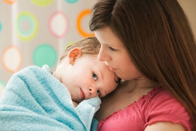 Dấu hiệu ung thư ở trẻ mà cha mẹ không nên bỏ qua