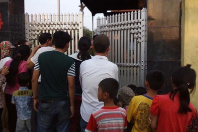 Nghi án chồng đổ xăng thiêu sống cả nhà: Con trai đã tử vong theo bố mẹ