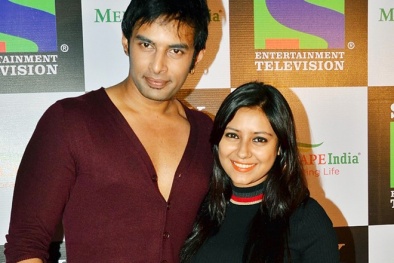 Vụ ‘Cô dâu 8 tuổi’ tự tử: Bạn trai kiện luật sư cũ vì tội ‘phán bừa’