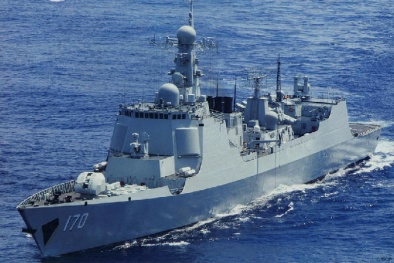 Trung Quốc trắng trợn đưa tàu chiến hiện đại nhất đến Biển Đông thị uy