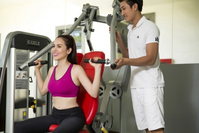 Chế độ giúp Á hậu Phương Lê 3 con vẫn eo thon, bụng phẳng