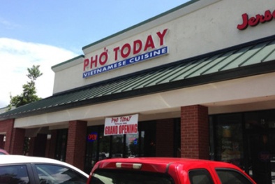 Gián 'ngoe nguẩy' ở khu bếp, quán Phở Việt ở Mỹ phải đóng cửa