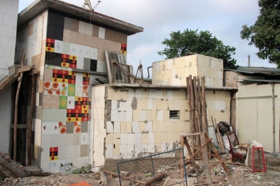 Quảng Ninh: Đã có ‘đáp án’ vì sao dân đua nhau ốp gạch hoa lên bờ tường