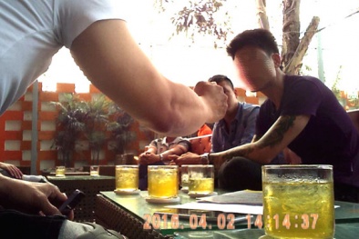 Clip: Rùng mình với phóng sự theo chân cảnh đòi nợ kiểu 'xã hội đen'