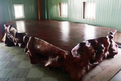 Lác mắt trước đồ gỗ 'khủng' giá tiền tỷ của đại gia Hà Tĩnh 