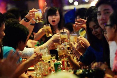 Chỉ trong bốn tháng đầu năm, người Việt đã 'uống' hơn 1 tỷ lít bia