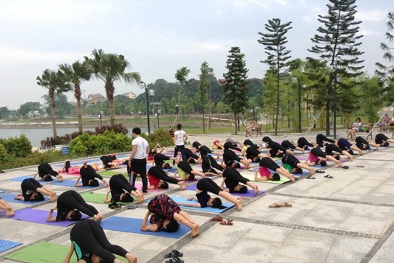 Bộ ảnh về buổi tập luyện yoga vừa khỏe vừa đẹp