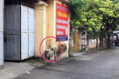 Hà Nội: Cụ ông đáng thương chết trong tư thế ngồi xổm trong ngõ