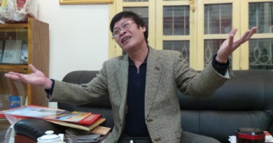 Luật sư Trần Đình Triển nói ‘chờ kiện’, Trung tướng Hữu Ước nói gì?