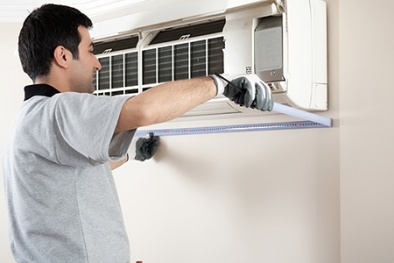 Cảnh giác trước các chiêu móc túi khách của thợ sửa điều hòa