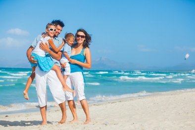 Bỏ túi bí quyết chăm sóc gia đình cực hay khi đi biển