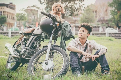  Chàng phượt thủ điển trai đi hơn 30 tỉnh thành cùng... cún cưng