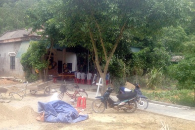 Tiết lộ nguyên nhân con trai dùng dao đâm cha đẻ rồi bỏ trốn