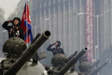 Ảnh ‘quý hơn vàng’ hé lộ sức mạnh quân sự đất nước bí ẩn nhất thế giới