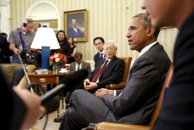  Toàn cảnh khoảnh khắc Tổng thống Obama đến Hà Nội