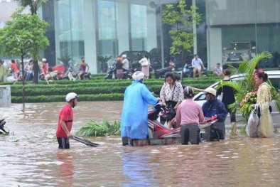 Cả thập kỉ Hà Nội mới có trận mưa tháng 5 'khủng' như vậy