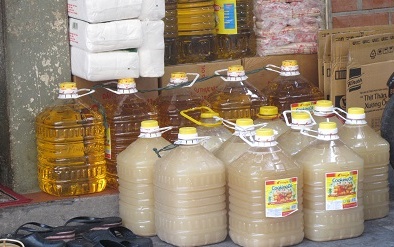 6.000 lít dầu ăn bẩn được 'hô biến' thành dầu 'xịn'