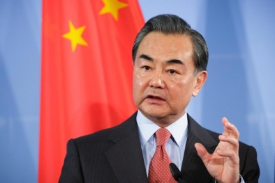 Trung Quốc hùng hổ đe G7 ‘chớ xen vào chuyện người khác’ ở Biển Đông