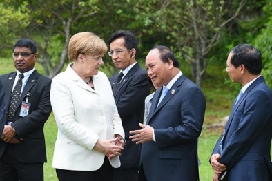 Thủ tướng Nguyễn Xuân Phúc dự hội nghị thượng đỉnh G7 mở rộng