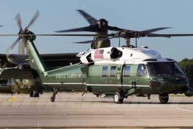 Tiết lộ lý do trực thăng Marine One 'phủ bụi' khi Tổng thống Obama thăm Việt Nam