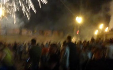 Nga: Pháo hoa rơi trúng đám đông, nhiều người thương vong