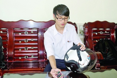Cận cảnh mũ bảo hiểm 'thông minh' ngăn người say lái xe của cậu học trò xứ Huế