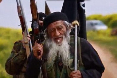 Khủng bố IS lộ ảnh cụ chiến binh 81 tuổi người Trung Quốc
