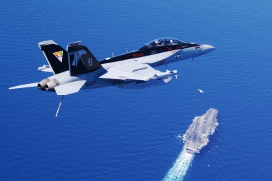 Máy bay tác chiến điện tử Mỹ giá hơn 1.510 tỷ ‘gãy cánh’ giữa Biển Đông