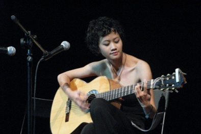 Lê Cát Trọng Lý: 'Tôi không giỏi hát khi đứng cạnh Hồng Nhung, Mỹ Tâm'