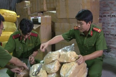 Gần 2 tấn ruốc lậu bị thu giữ tại ga Giáp Bát
