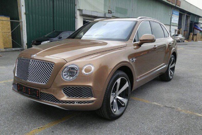 SUV siêu sang Bentley Bentayga chạy 'nhanh nhất thế giới' cập bến Hà Nội